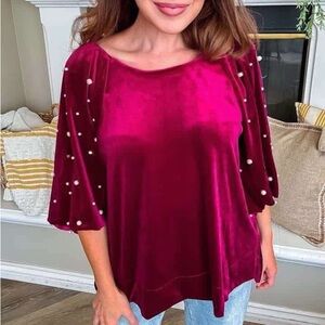 NWT Umgee Precious Pearls Scarlet Velvet Top - Small